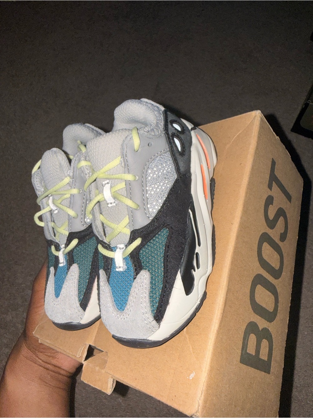 Yeezy Boost 700 TD - Picture 2 of 3